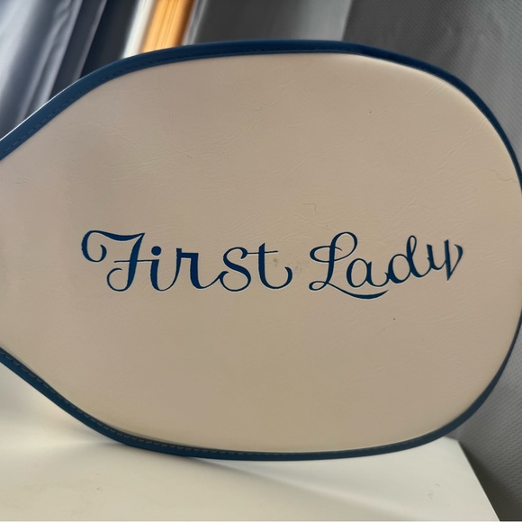 First Lady Racquetball/Badmitton - Picture 4 of 5